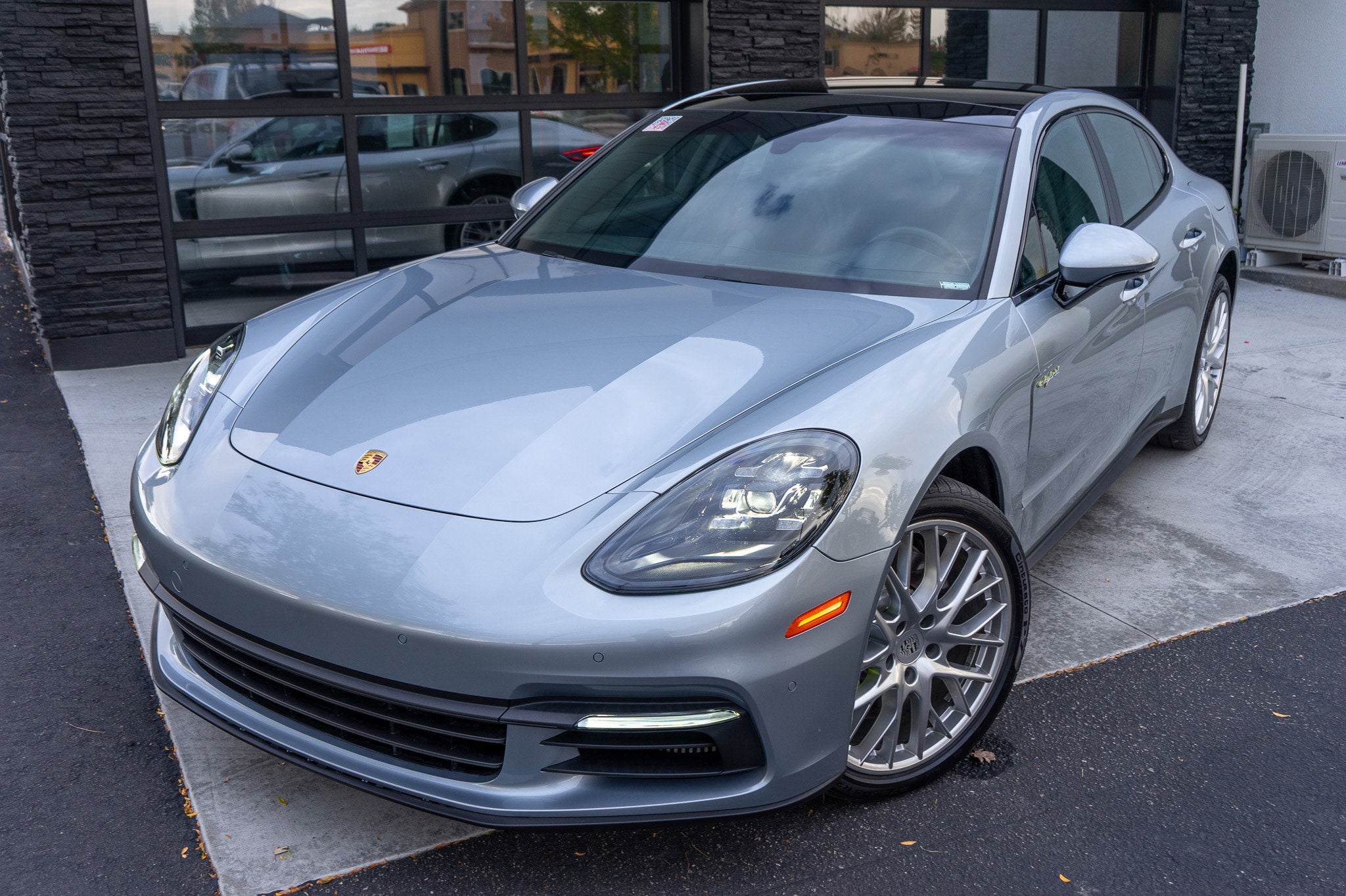 2018 Porsche Panamera 4 E-Hybrid