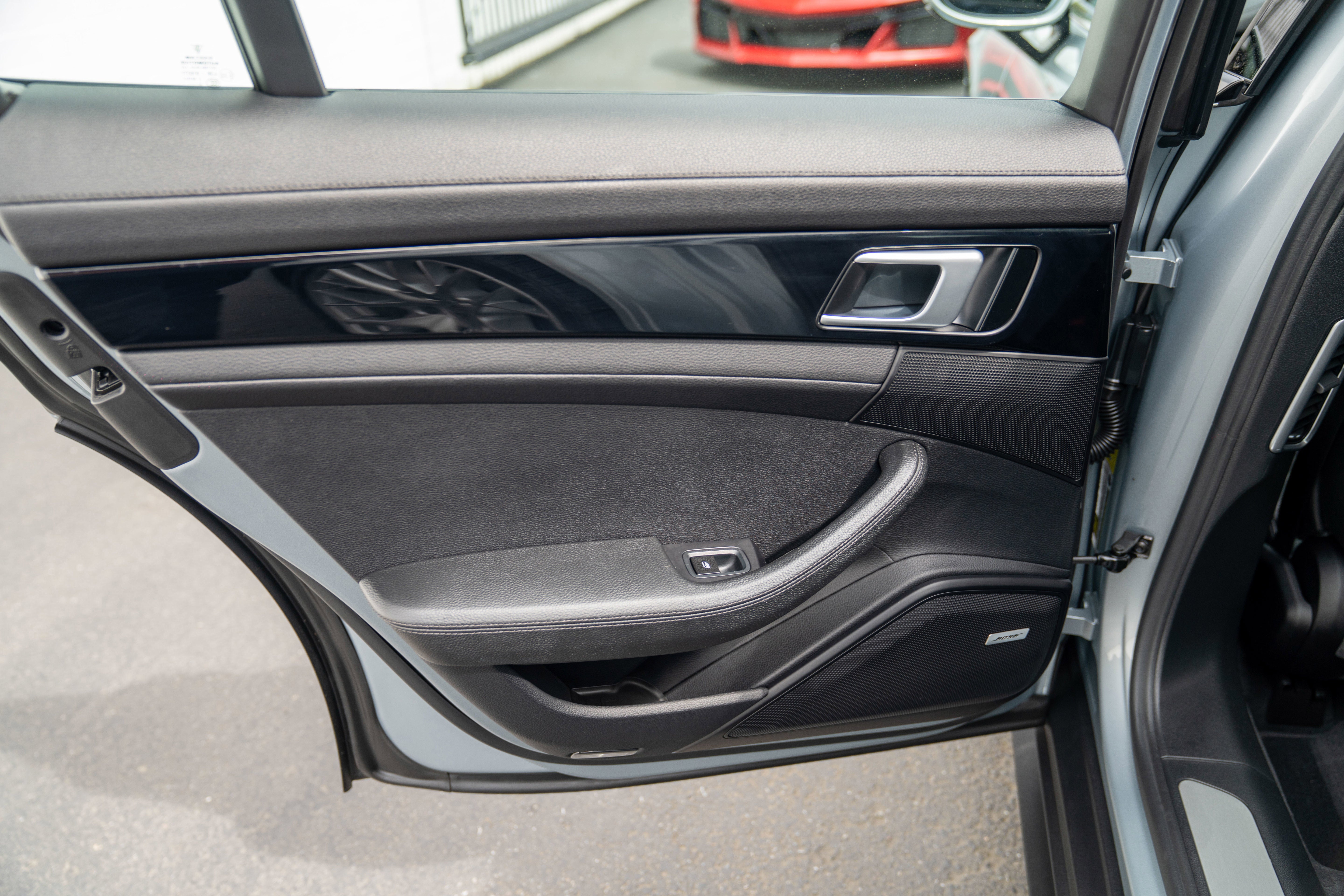 2018 Porsche Panamera 4 E-Hybrid