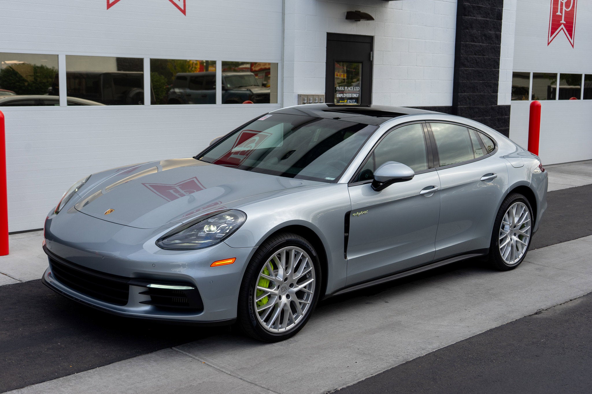 2018 Porsche Panamera 4 E-Hybrid