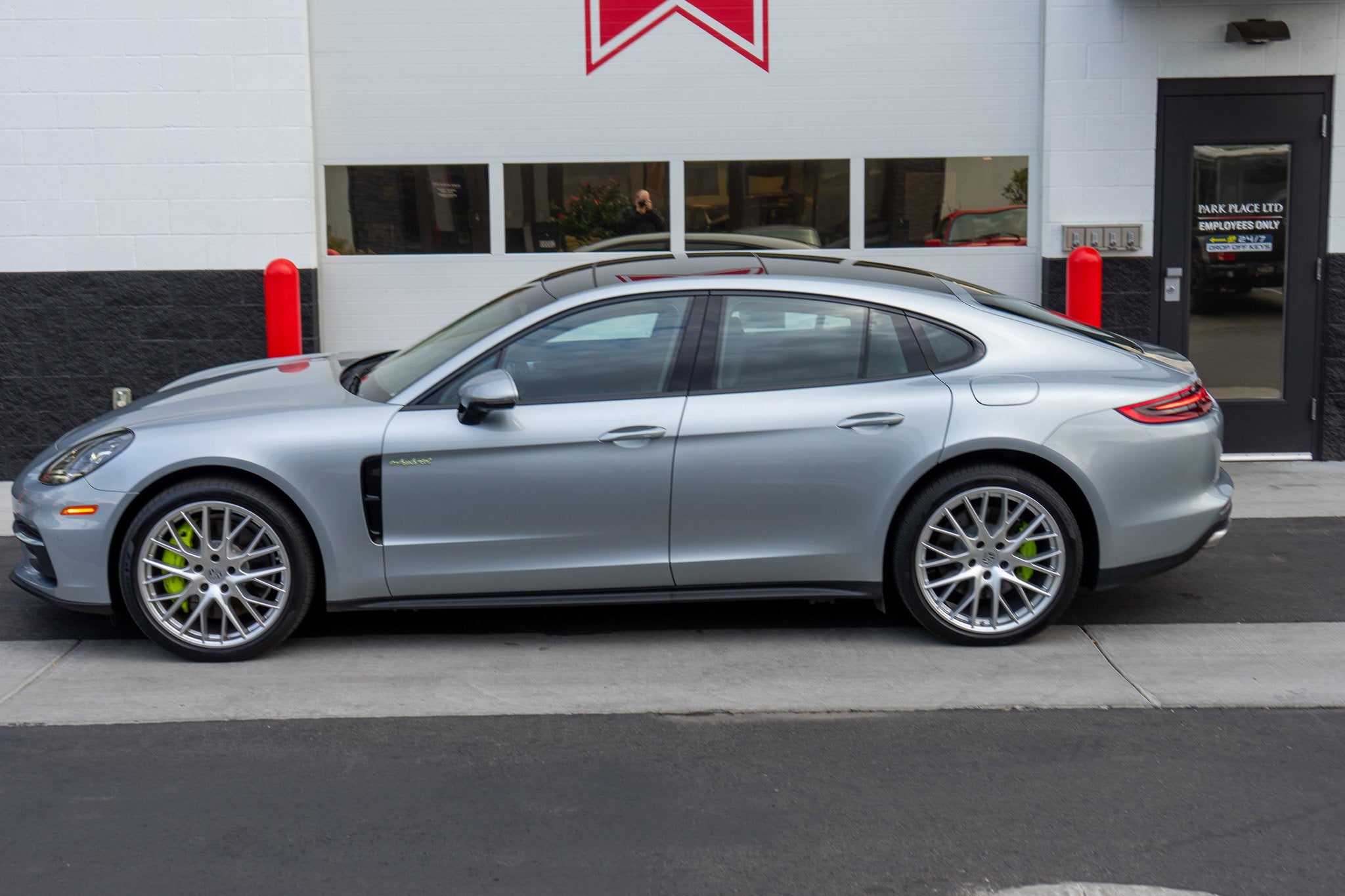 2018 Porsche Panamera 4 E-Hybrid