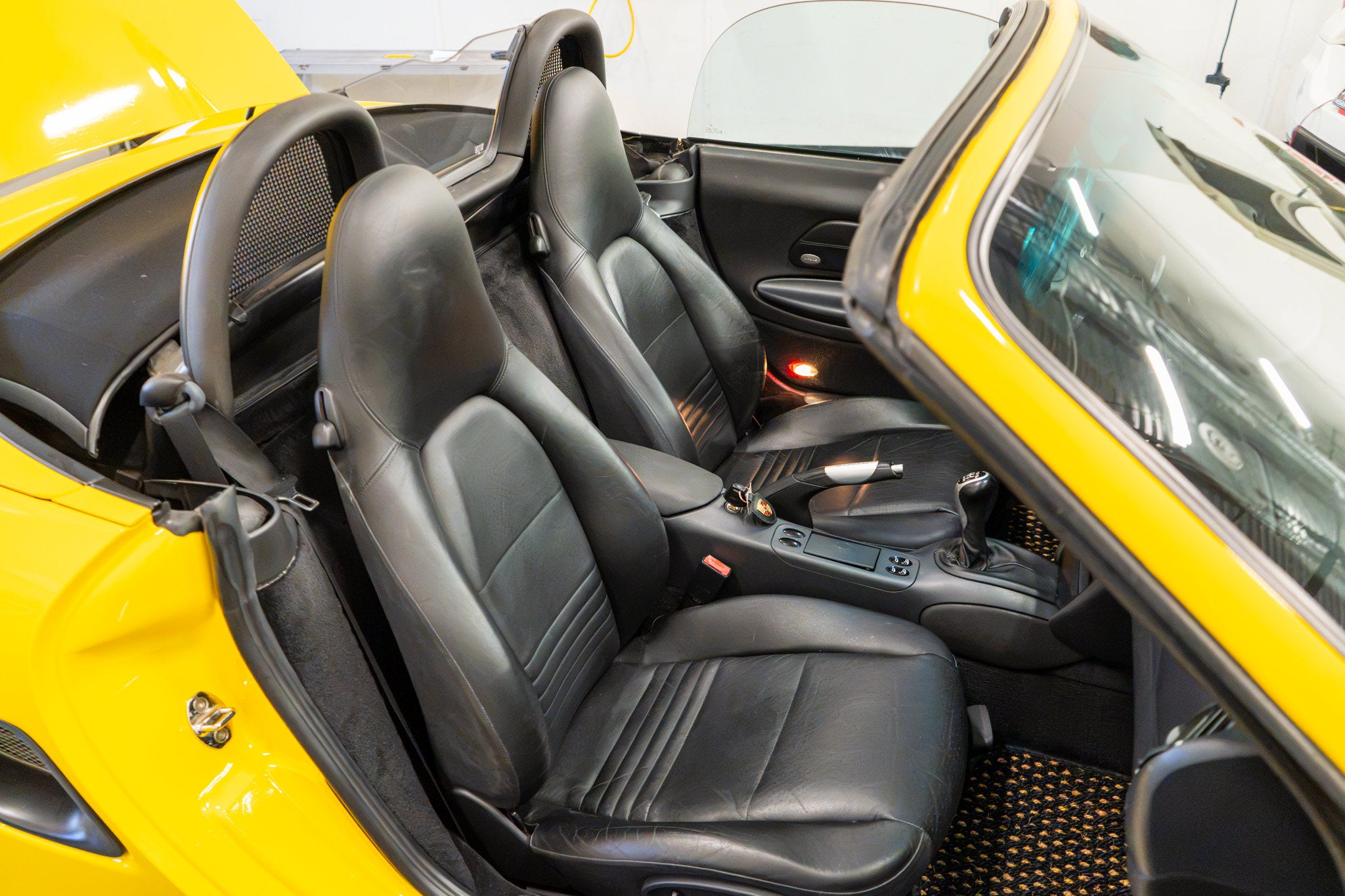 1998 Porsche Boxster Base