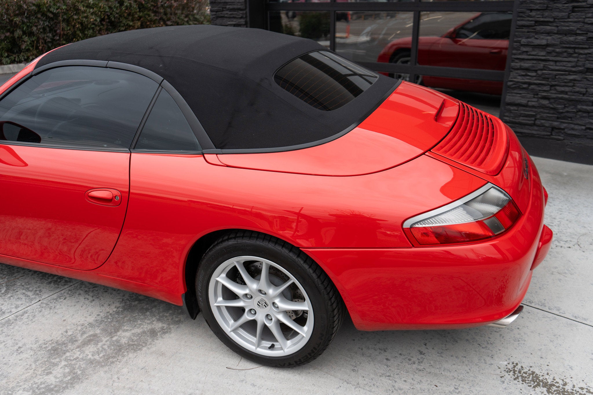 2003 Porsche 911 Carrera Base