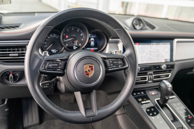 2022 Porsche Macan AWD