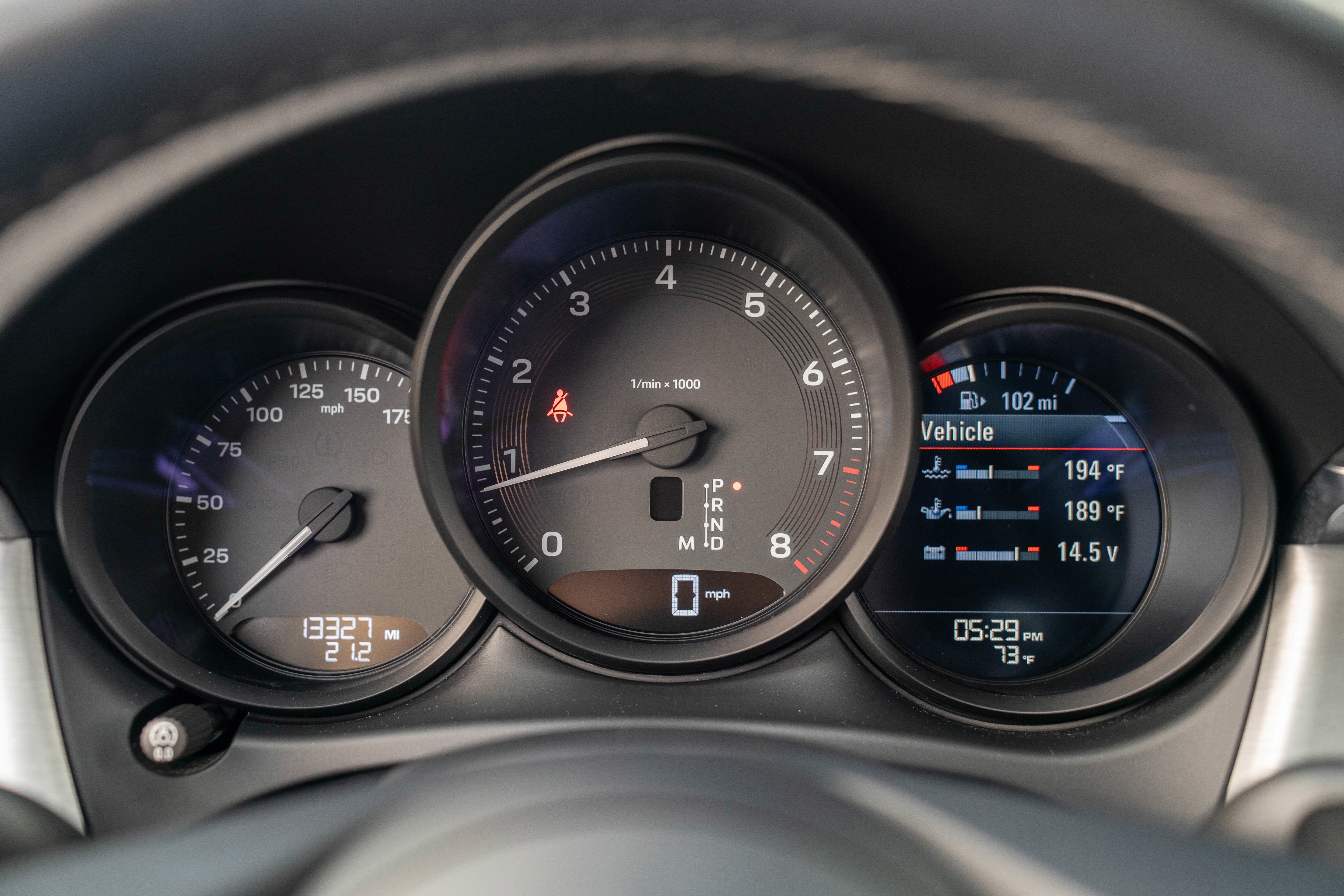 2022 Porsche Macan AWD