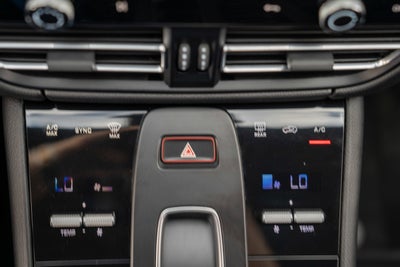 2022 Porsche Macan AWD