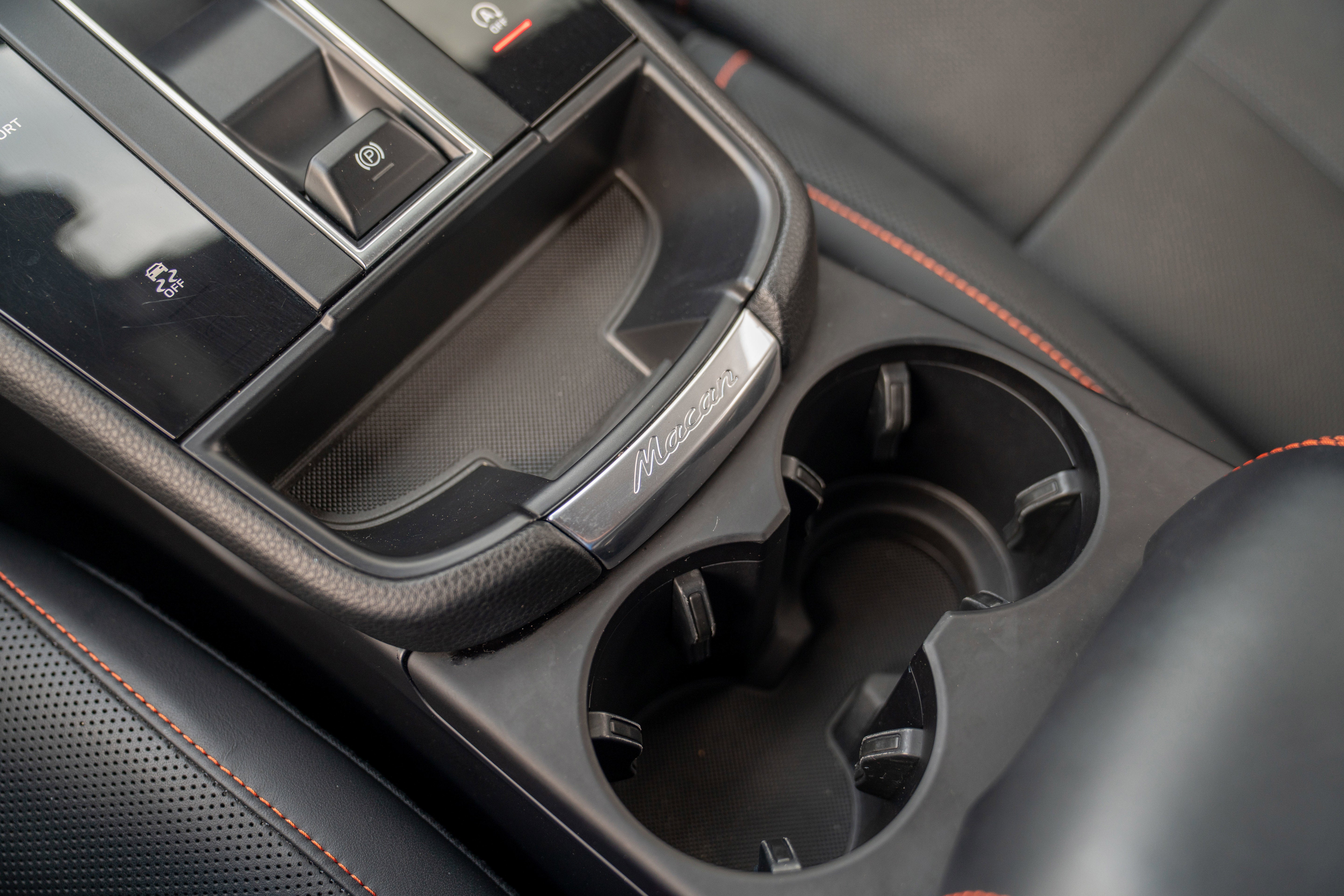 2022 Porsche Macan AWD