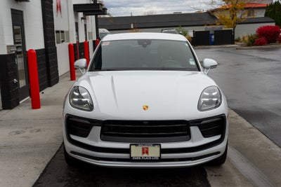 2022 Porsche Macan AWD