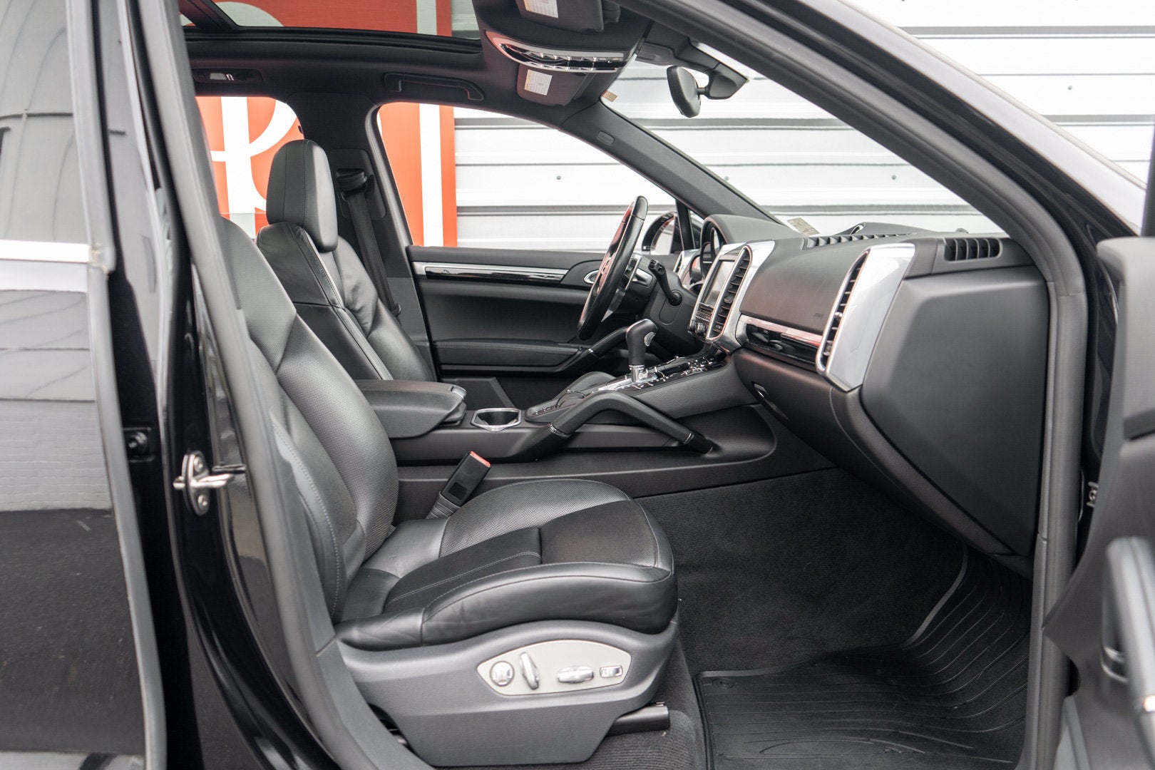 2015 Porsche Cayenne S