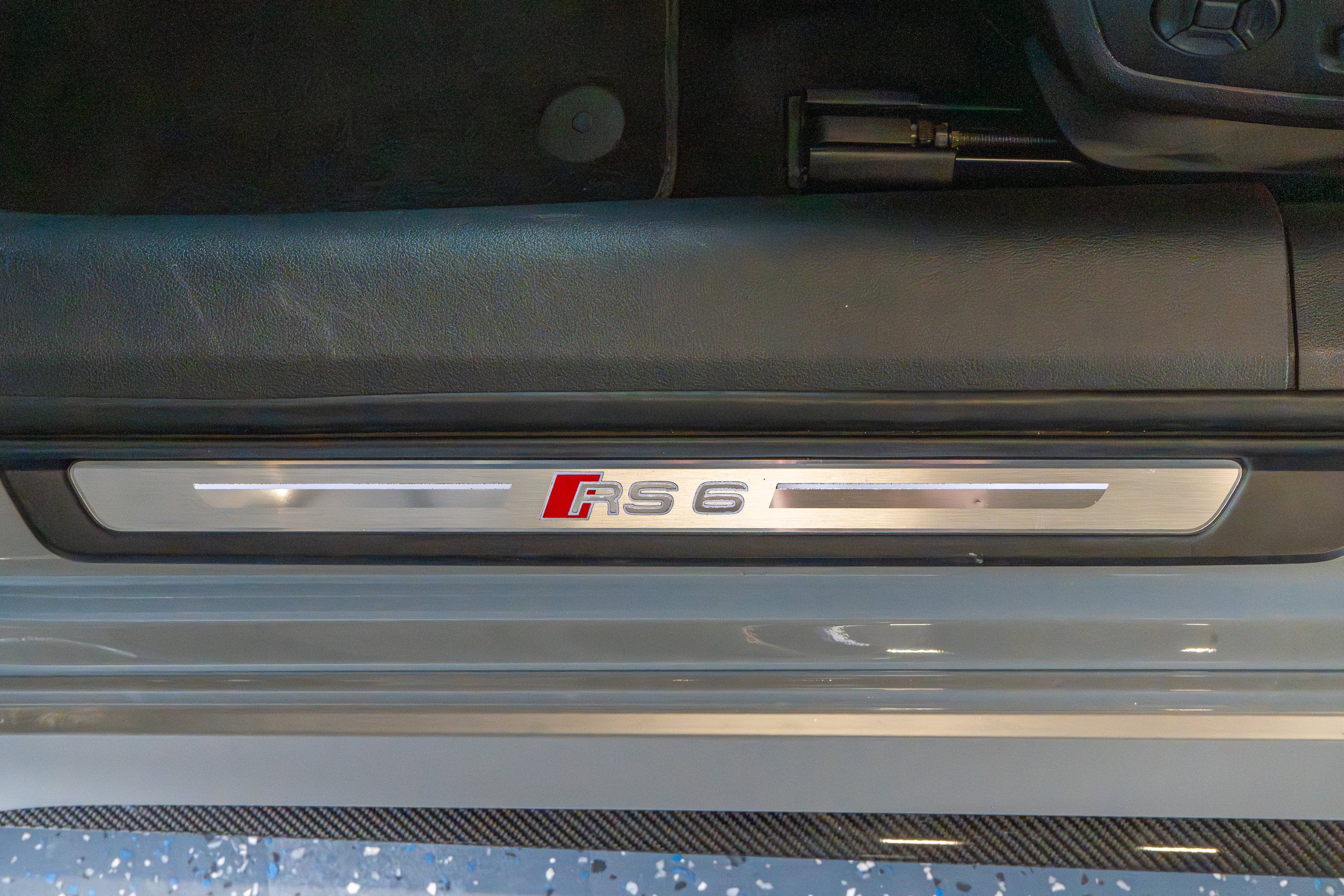 2021 Audi RS 6 Avant 4.0 TFSI quattro