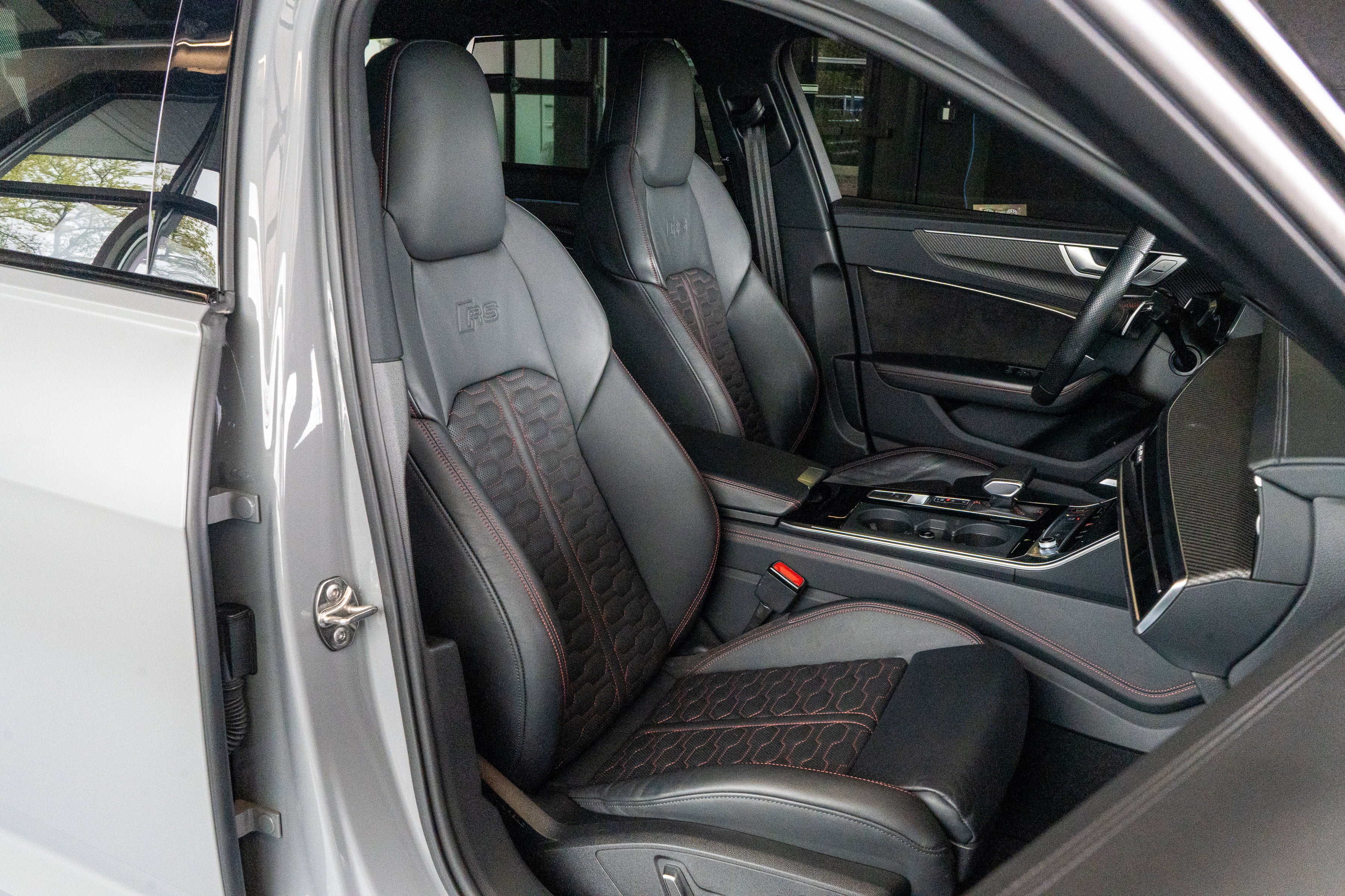 2021 Audi RS 6 Avant 4.0 TFSI quattro