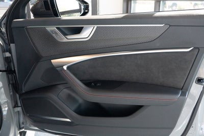 2021 Audi RS 6 Avant 4.0 TFSI quattro