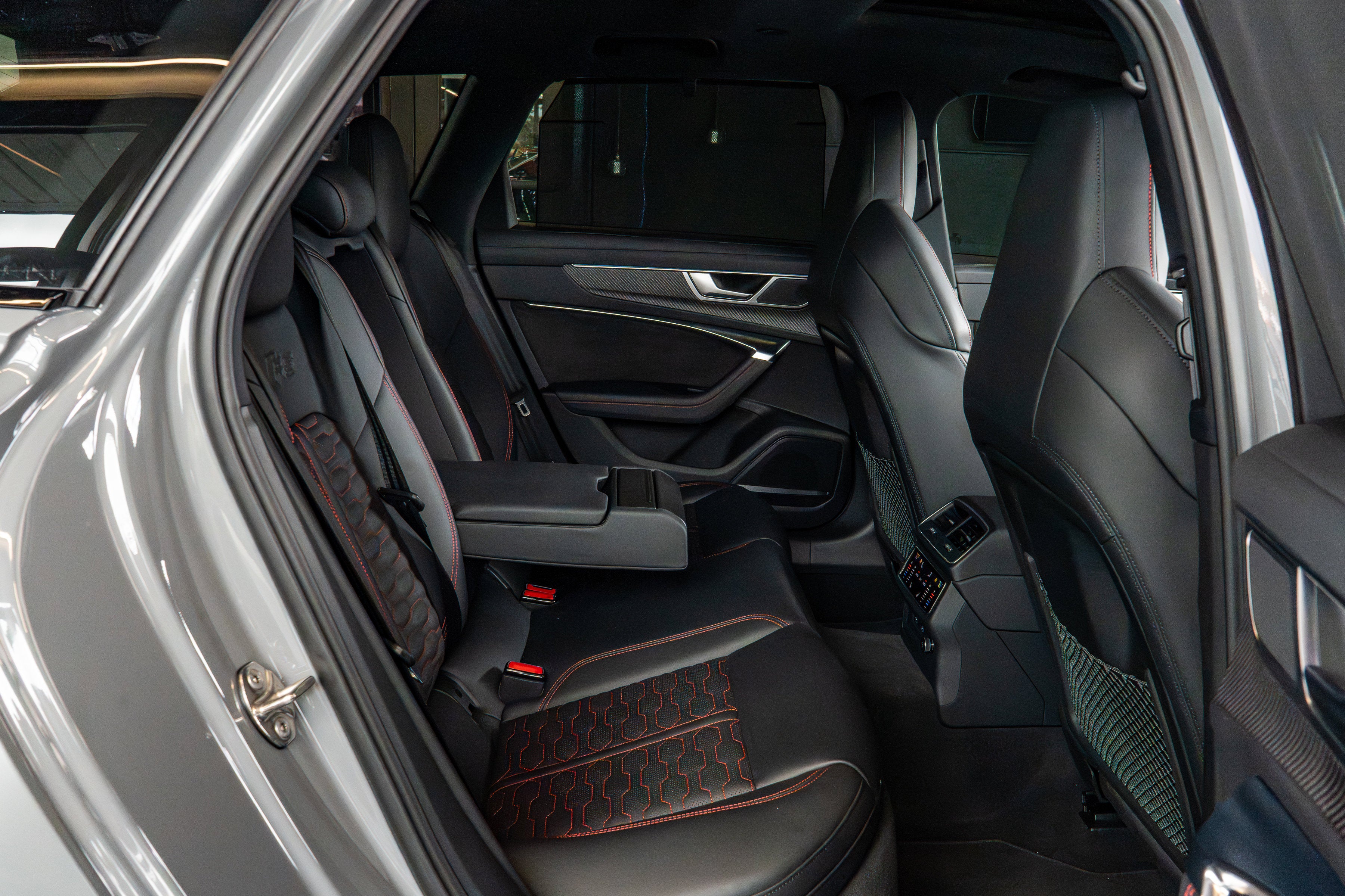 2021 Audi RS 6 Avant 4.0 TFSI quattro