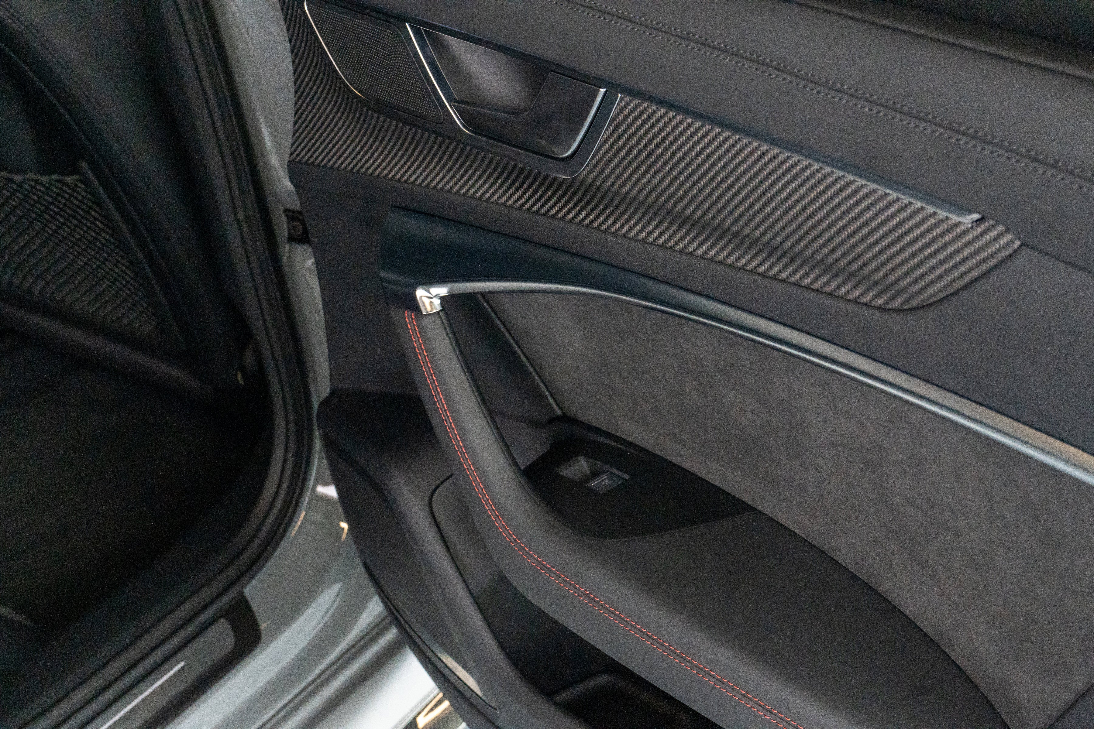 2021 Audi RS 6 Avant 4.0 TFSI quattro