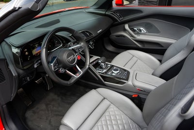 2017 Audi R8 Spyder V10