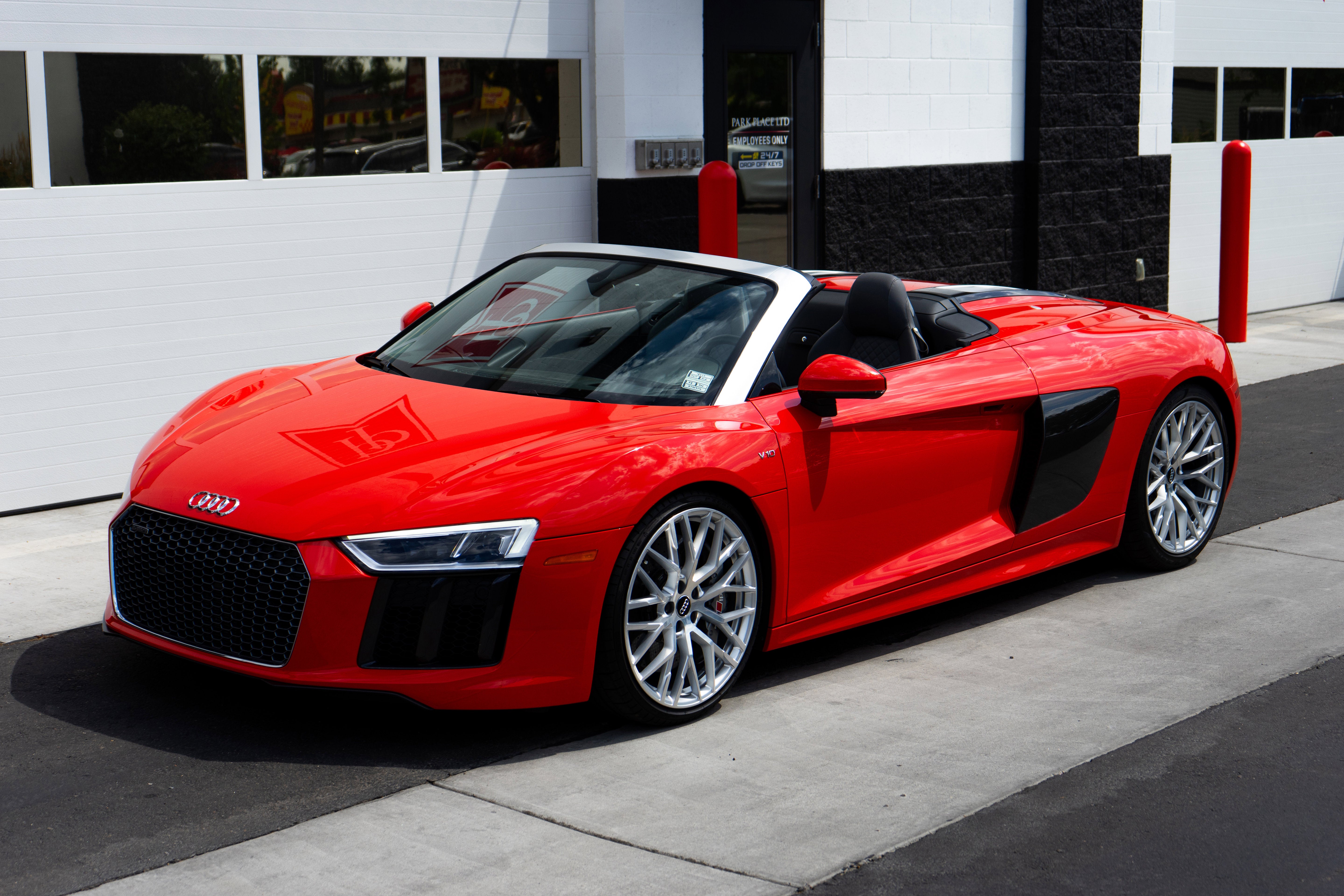 2017 Audi R8 Spyder V10