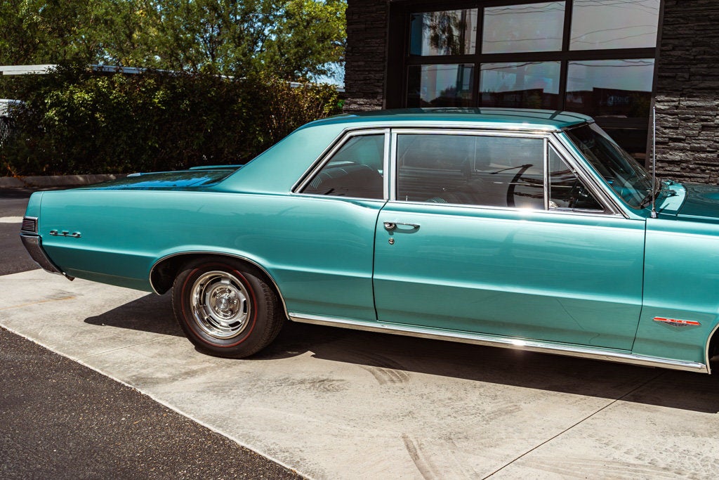 1965 Pontiac GTO Base