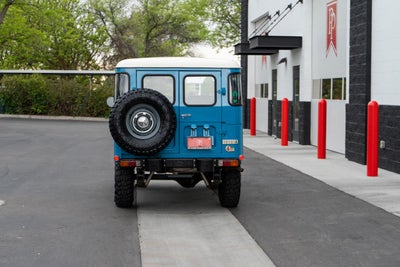 1976 Toyota Land Cruiser Base
