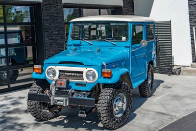 1976 Toyota Land Cruiser Base
