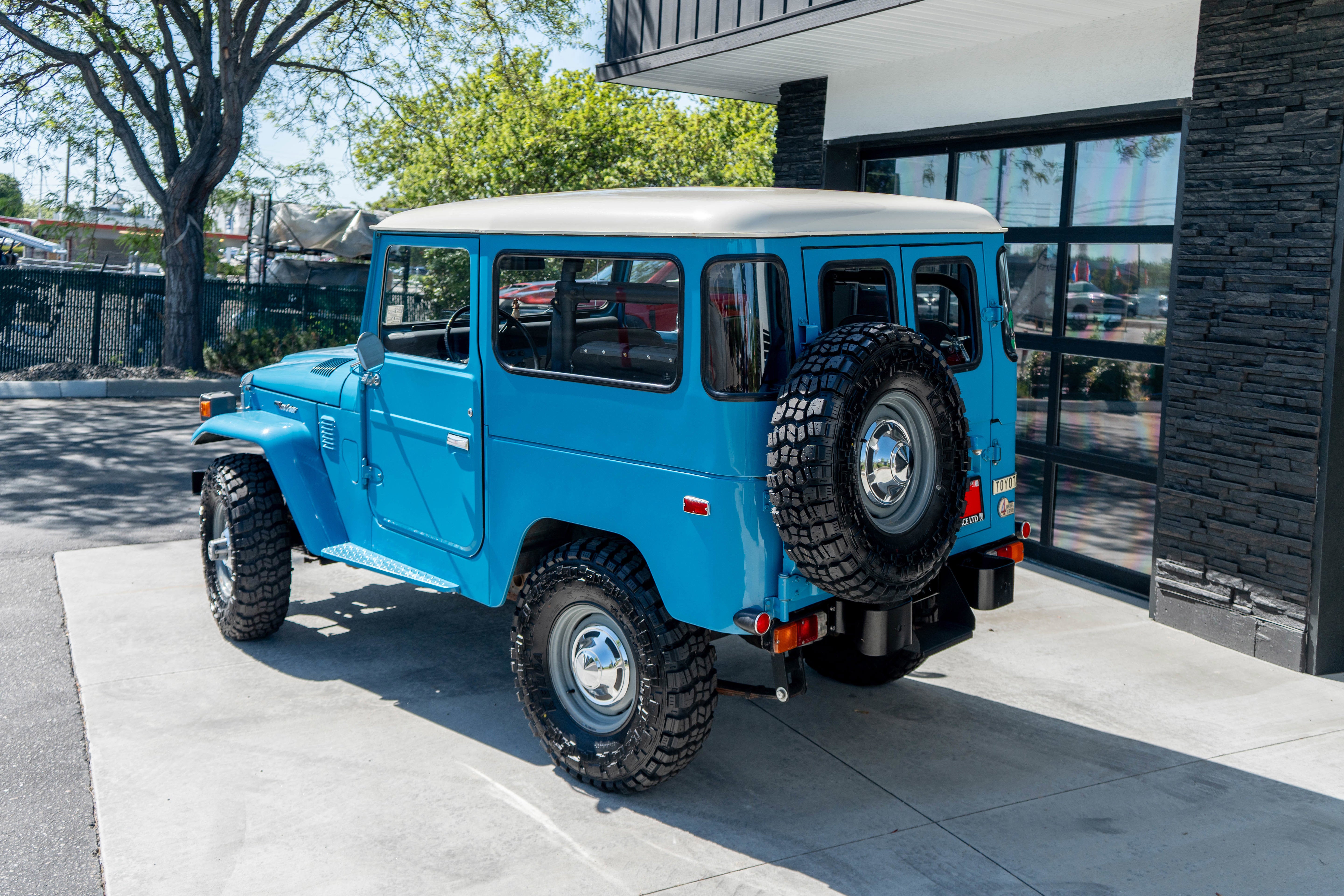 1976 Toyota Land Cruiser Base