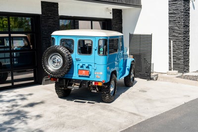 1976 Toyota Land Cruiser Base