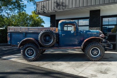 1946 Dodge Power Wagon Base